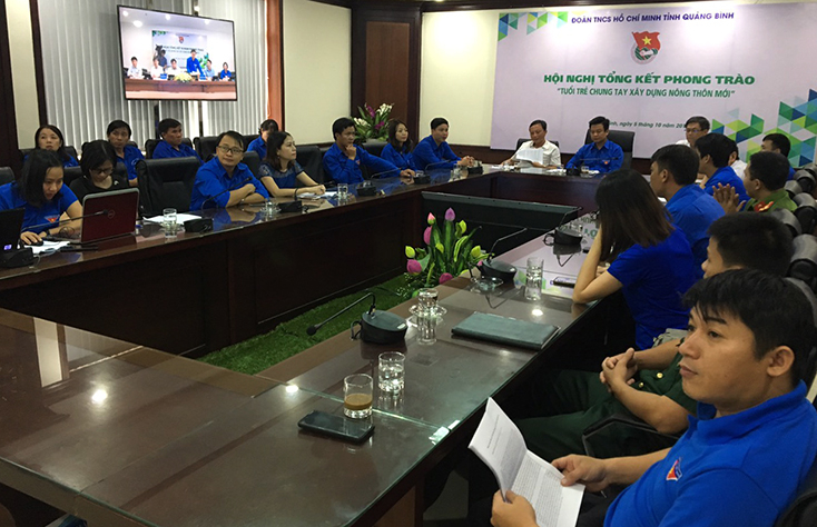 Các đại biểu tham dự hội nghị tại điểm cầu tỉnh Quảng Bình.