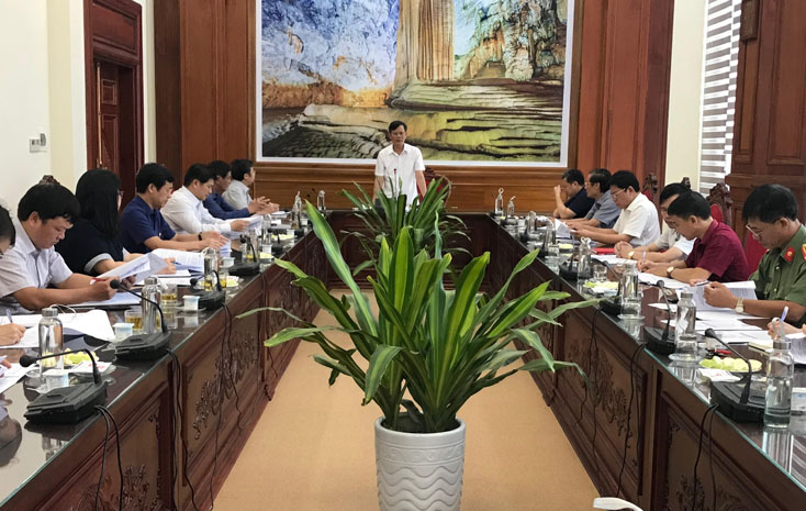 Đồng chí Trần Thắng, Phó Bí thư Thường trực Tỉnh uỷ, Trưởng tiểu ban Tuyên truyền phát biểu kết luận hội nghị