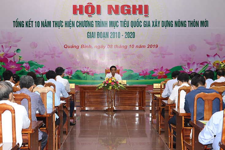 Đồng chí Trần Công Thuật, Phó Bí thư Tỉnh ủy, Chủ tịch UBND tỉnh chủ trì hội nghị tổng kết 10 năm Chương trình MTQG xây dựng NTM