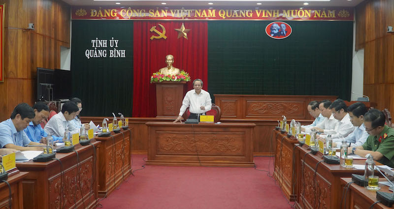 Đồng chí Bí thư Tỉnh ủy phát biểu kết luận tại buổi làm việc