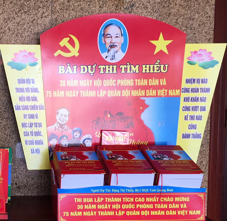 Tác phẩm dự thi của thiếu tá chuyên nghiệp Đặng Thị Thiếp.
