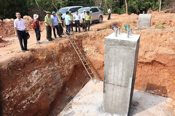 Dự án đường dây 500Kv mạch 3 được giao cho Sở công thương tiếp tục tham mưu xây dựng dự thảo quy chế làm việc và phân công nhiệm vụ thành viên Ban Chỉ đạo bồi thường, GPMB 