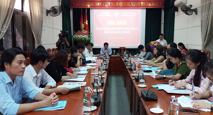  lớp “Đào tạo nâng cao năng lực đội ngũ cán bộ làm công tác thông tin đối ngoại với Lào” năm 2019