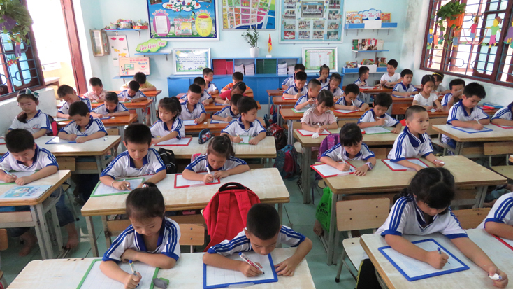 Ngành Giáo dục-Đào tạo Quảng Bình tích cực đẩy mạnh phong trào thi đua “Dạy tốt-Học tốt”. 