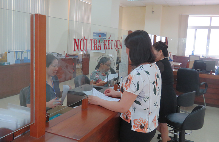 Hóa đơn điện tử sẽ giúp doanh nghiệp tiết kiệm thời gian, công sức.  