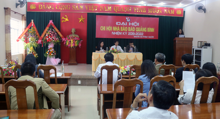 Quang cảnh tại Đại hội Chi hội Nhà báo Báo Quảng Bình nhiệm kỳ 2019-2022.