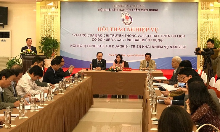 Hội thảo có sự tham gia của Hội Nhà báo các tỉnh Bắc miền Trung.  