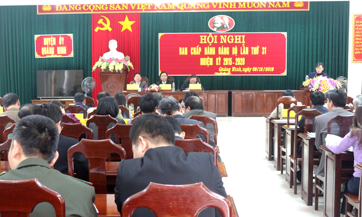 Các đại biểu tham dự hội nghị.