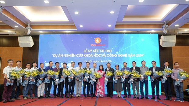 Quỹ Đổi mới sáng tạo Vingroup -Vinif được đánh giá là “làn gió mới” kỳ vọng thay đổi văn hóa làm khoa học trong nước.