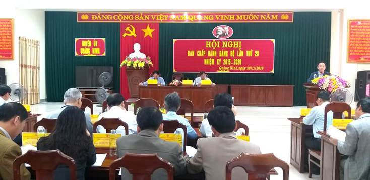 Ban chấp hành Đảng bộ huyện Quảng Ninh tham gia góp ý dự thảo Báo cáo chính trị lần 1.