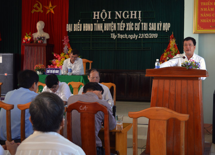 Đại diện tổ đại biểu HĐND tỉnh tiếp thu giải trình kiến nghị của cử tri huyện Bố Trạch