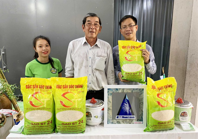  Các nhà khoa học phát triển thành công giống gạo ST25