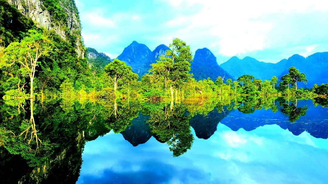 Một bức trong bộ ảnh “Mùa thu miền Tây Quảng Bình”.