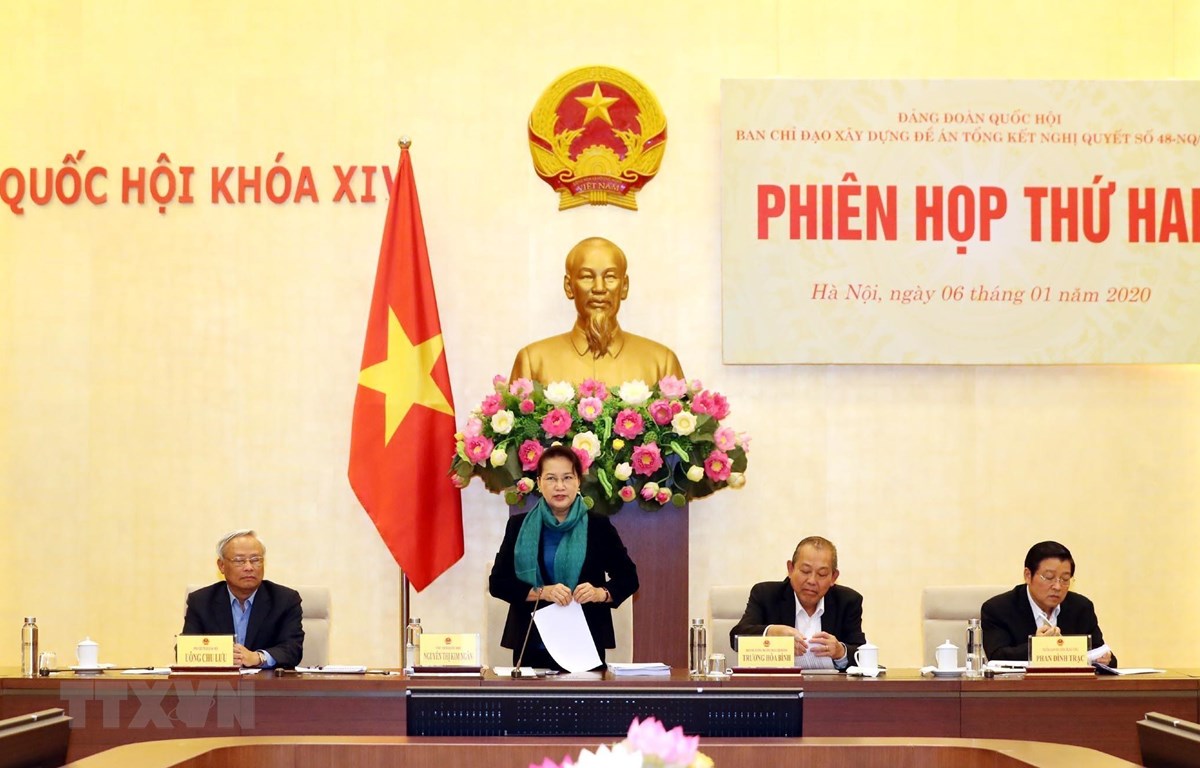 Chủ tịch Quốc hội Nguyễn Thị Kim Ngân chủ trì Phiên họp. (Ảnh: Trọng Đức/TTXVN)