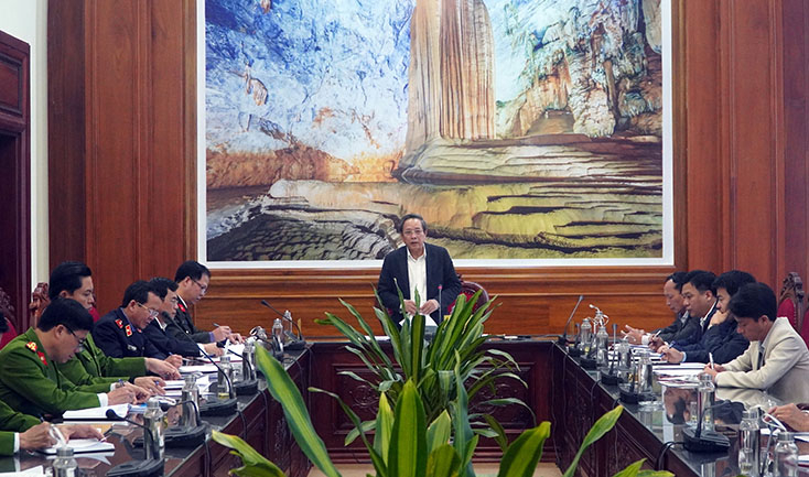 Đồng chí Bí thư Tỉnh ủy Hoàng Đăng Quang chỉ đạo các cơ quan chức năng xử lý các vụ việc, cá nhân sai phạm với tinh thần “không có vùng cấm và ngoại lệ”.