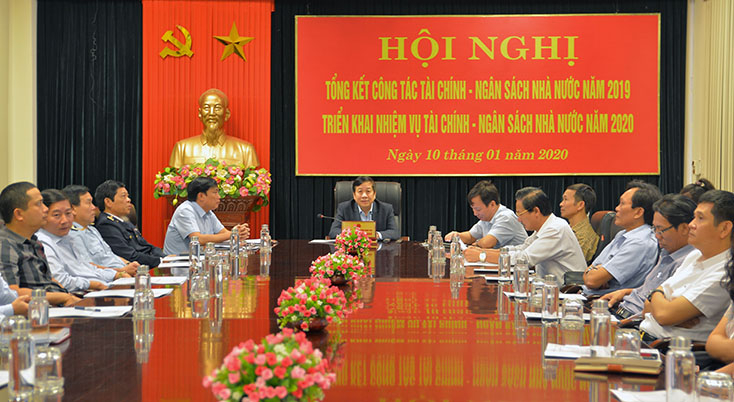 Các đại biểu tham dự hội nghị tại điểm cầu Quảng Bình.