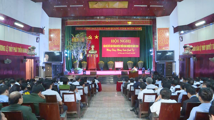 Toàn cảnh hội nghị cốt cán huyện Lệ Thủy