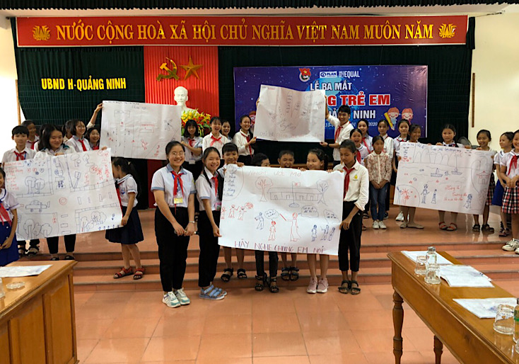 Hội đồng Trẻ em có 35 thành viên là những em thiếu nhi xuất sắc.
