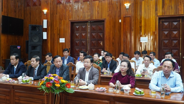 Các đại biểu tham dự buổi gặp mặt