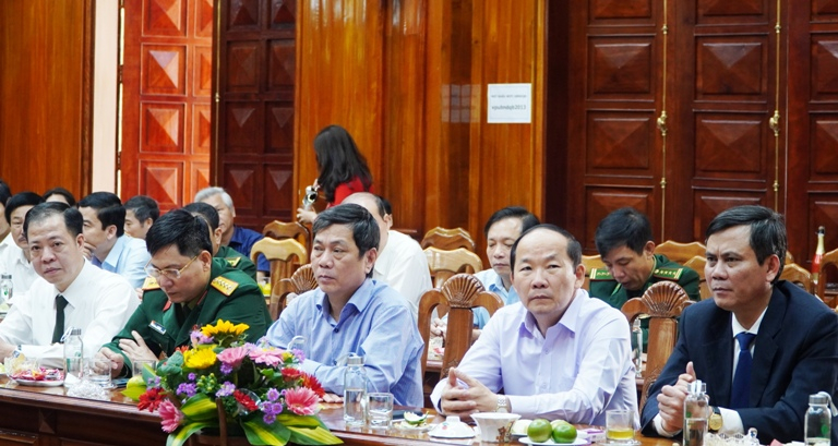 Các đại biểu tham dự buổi gặp mặt