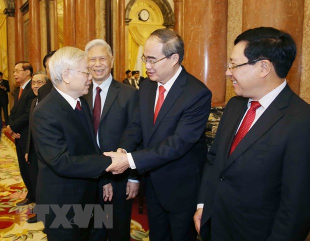 Tổng Bí thư, Chủ tịch nước Nguyễn Phú Trọng với các đồng chí lãnh đạo Đảng, Nhà nước. (Ảnh: Phương Hoa/TTXVN)
