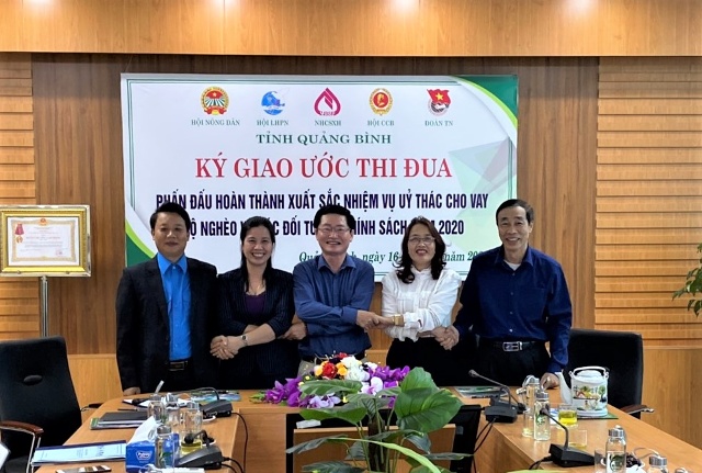 Các tổ chức chính trị-xã hội đã ký kết bản giao ước triển khai nhiệm vụ năm 2020 