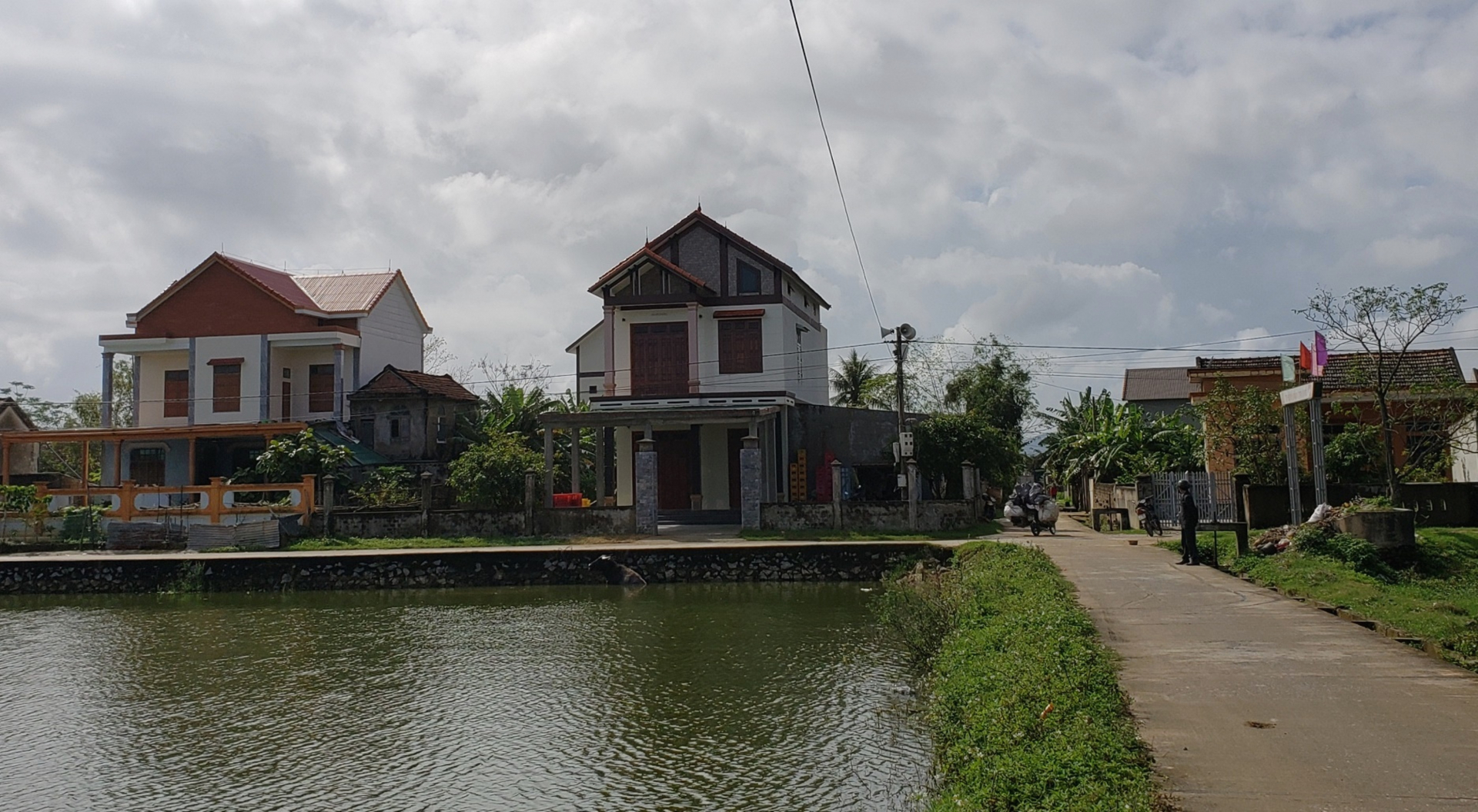 Diện mạo nông thôn mới ở Quảng Hải.