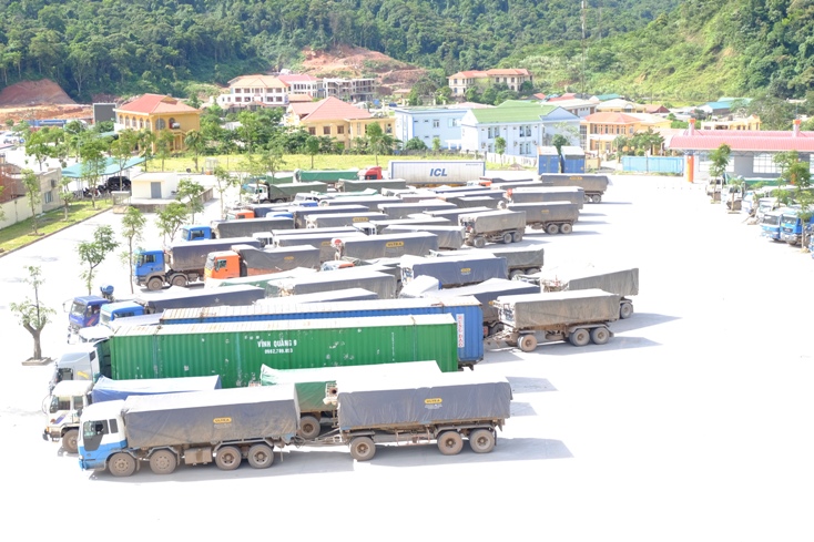  Khu trung tâm Cửa khẩu quốc tế Cha Lo ngày càng sầm uất và phát huy hiệu quả kinh tế kết hợp QP, AN.