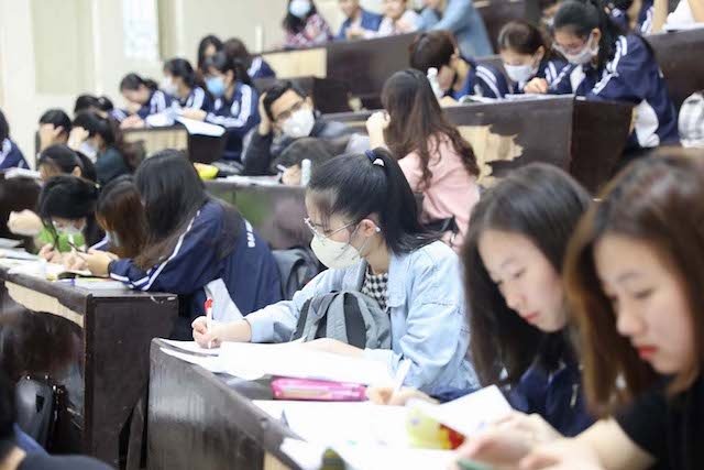  Nhiều trường đại học đã cho sinh viên quay trở lại.