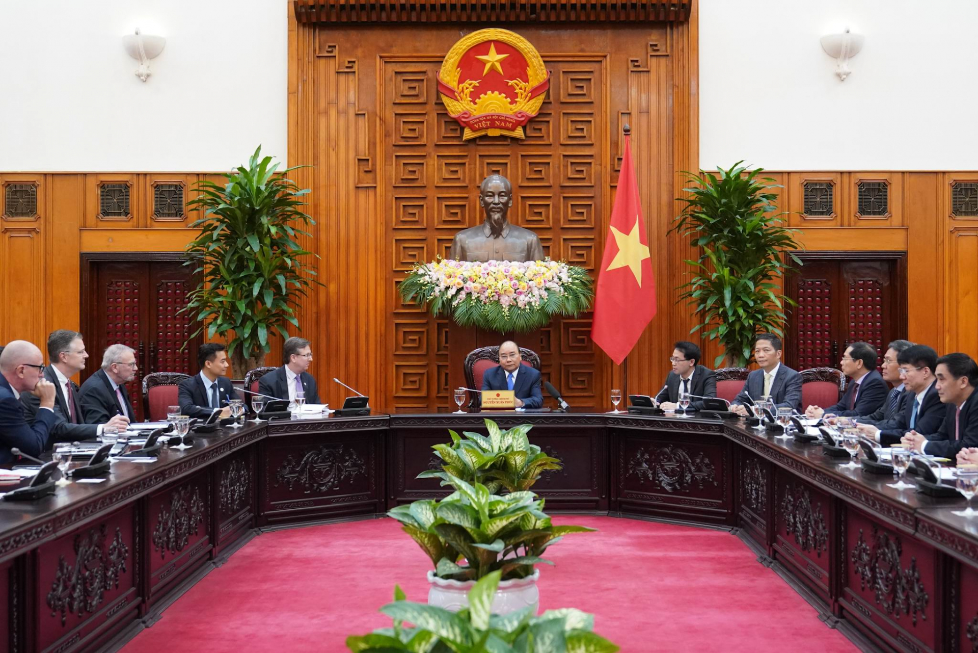 Thủ tướng Nguyễn Xuân Phúc tiếp Đoàn doanh nghiệp thuộc Hội đồng Kinh doanh Hoa Kỳ - ASEAN (US-ABC) - Ảnh: VGP/Quang Hiếu