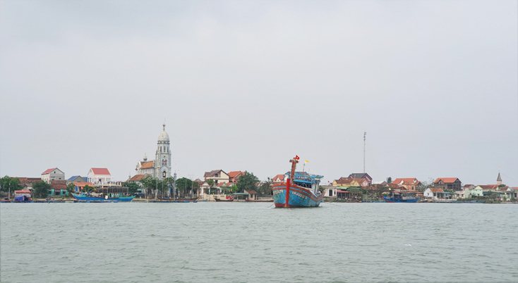 Bình yên vùng quê cồn bãi xã Quảng Minh. 