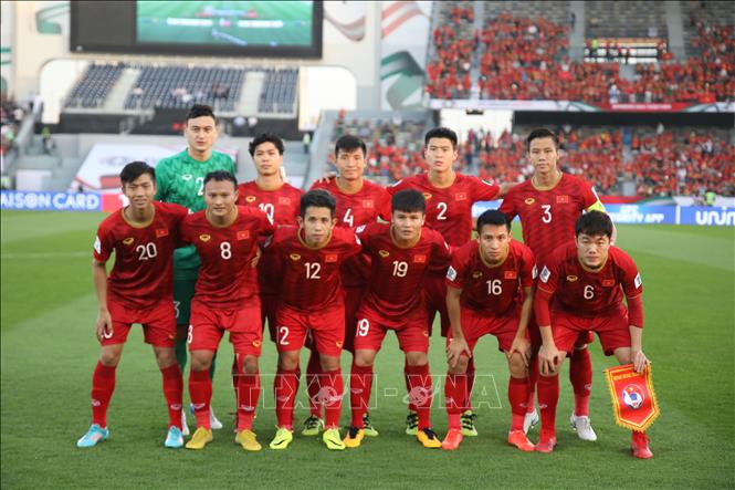  Đội hình ra quân của đội tuyển Việt Nam trong trận đấu đầu tiên tại VCK Asian Cup 2019. Ảnh tư liệu: Hoàng Linh/TTXVN