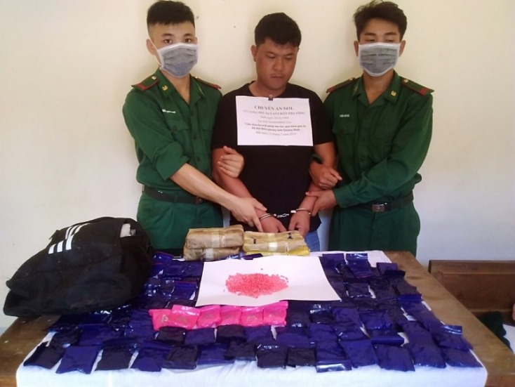 Một đối tượng tội phạm về ma túy người nước ngoài bị lực lượng BĐBP tỉnh bắt giữ.