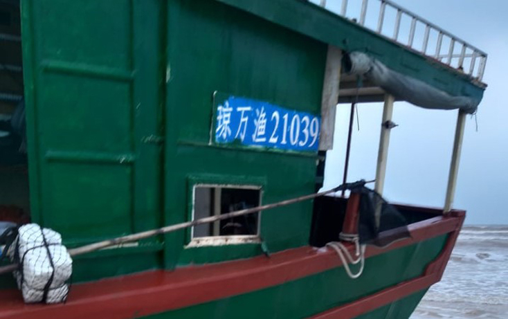Chữ và số trên con tàu