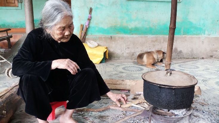 Gần 50 năm qua, mẹ Hoàng Thị Hy vẫn ngày ngày mong ngóng tìm được hài cốt của con.
