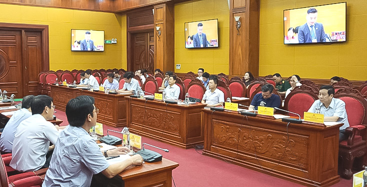 Các đại biểu dự hội nghị tại điểm cầu tỉnh Quảng Bình.