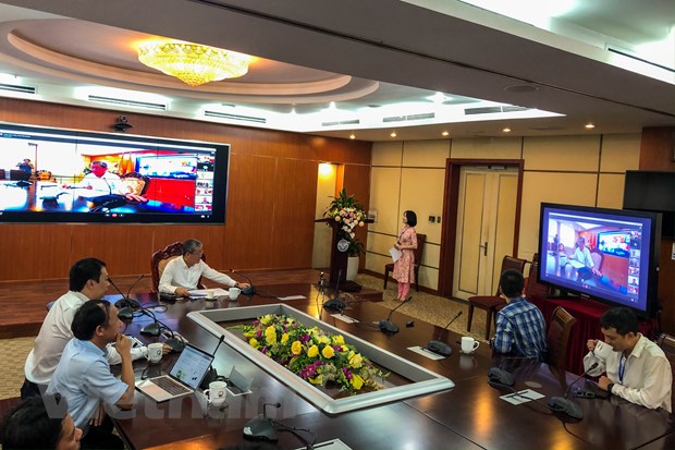  Thứ trưởng Bộ Thông tin và Truyền thông Nguyễn Thành Hưng đã họp trực tuyến với Sở Thông tin và Truyền thông Hà Giang, Quảng Ninh về công tác truyền thông phòng chống dịch COVID-19. (Ảnh: Minh Sơn/Vietnam+)