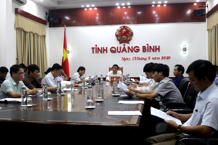 Các đại biểu dự hội nghị tại điểm cầu Quảng Bình.
