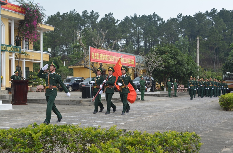    BĐBP tỉnh ra quân huấn luyện.