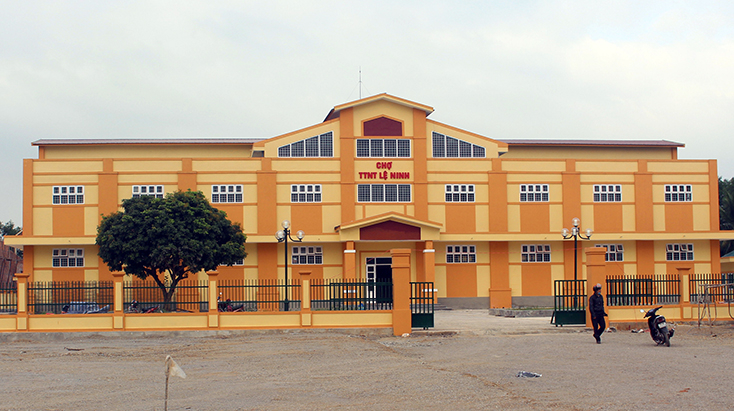 Chợ Lệ Ninh đang gấp rút hoàn thiện.