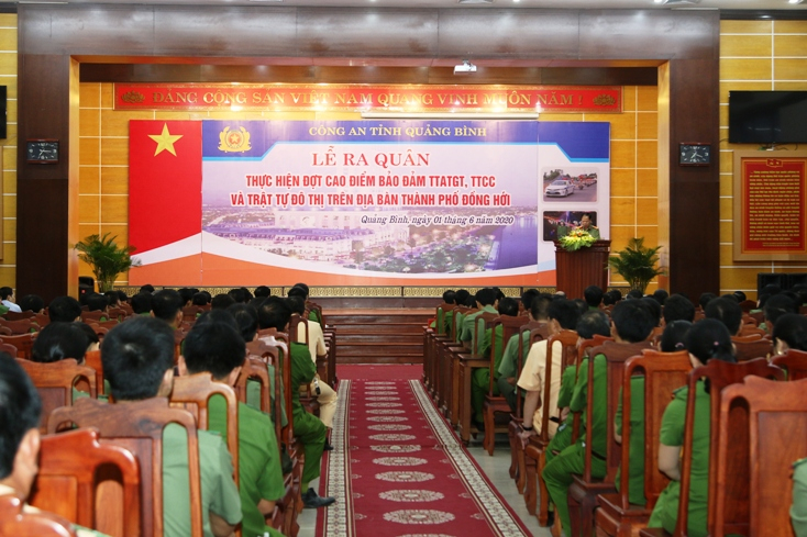   Công an Quảng Bình phát động Lễ ra quân bảo đảm trật tự an toàn giao thông, trật tự công cộng, trật tự đô thị