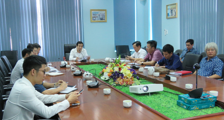 Đồng chí Phó Chủ tịch Thường trực UBND tỉnh chủ trì buổi làm việc trực tuyến với Đoàn công tác của WB.