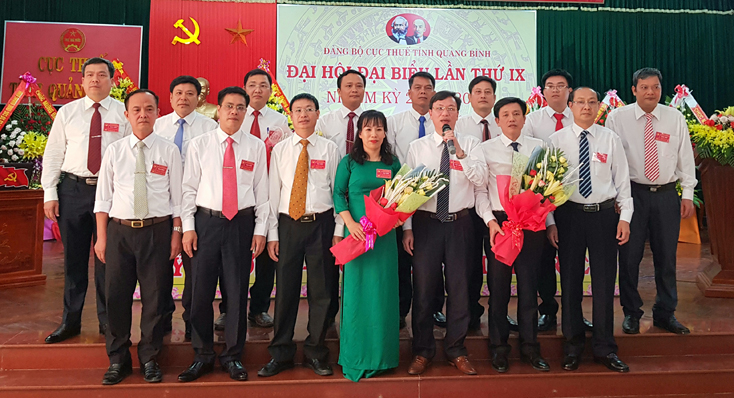 Ban Chấp hành Đảng bộ Cục Thuế tỉnh nhiệm kỳ 2020-2025 ra mắt tại đại hội.