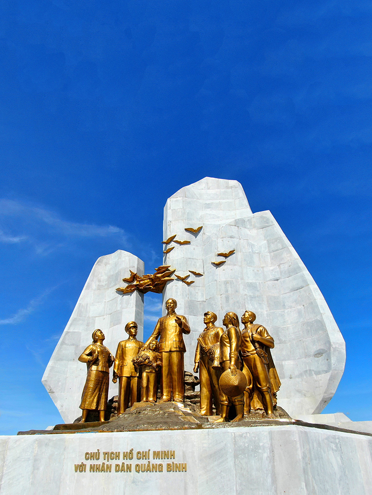 Tượng đài  