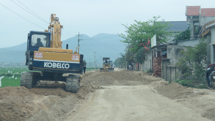 Phát triển xây dựng cơ sở hạ tầng đường giao thông  ở vùng nông thôn.