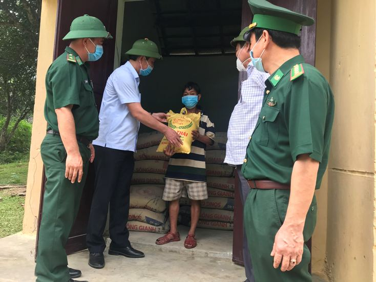 Hoạt động chăm lo đời sống cho đồng bào dân tộc thiểu số theo lời căn dặn của Bác luôn được Quảng Bình quan tâm thực hiện.