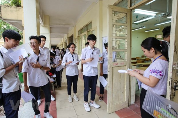 Thí sinh tham dự kỳ thi Trung học phổ thông quốc gia. (Ảnh: Minh Sơn/Vietnam+)