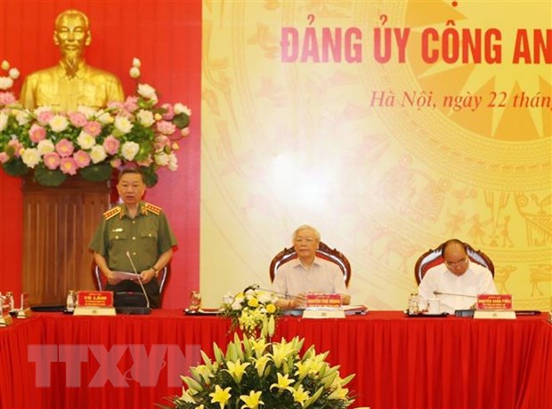 Đại tướng Tô Lâm, Ủy viên Bộ Chính trị, Bí thư Đảng ủy Công an Trung ương, Bộ trưởng Bộ Công an, phát biểu khai mạc Hội nghị. (Ảnh Trí Dũng/TTXVN)