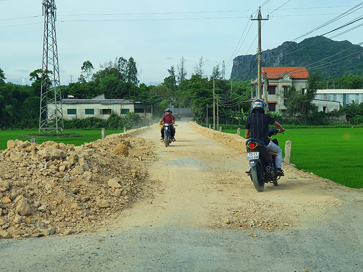 Đoạn đường đang được nâng cấp, sửa chữa.