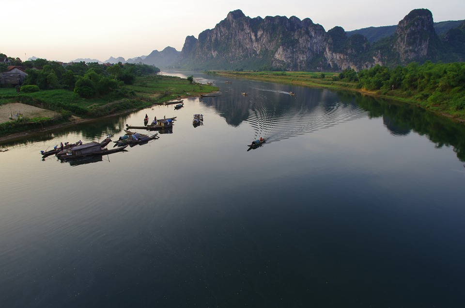 Sông Gianh. Ảnh: Lê Đức Thành